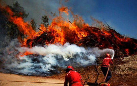 Incendiul de vegetaţie se înregistrează în departamentul francez Ariège, situat în sud-vestul ţării, la frontiera cu Spania.