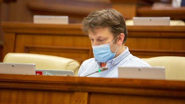 Депутат PAS Думитру Алайба.