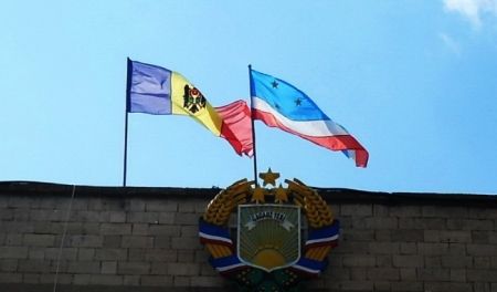 Chiar și după ora 15:00, în UTA Găgăuzia se atestă o rată foarte scăzută de participare la urnele de vot. Foto: karadeniz-press.ro