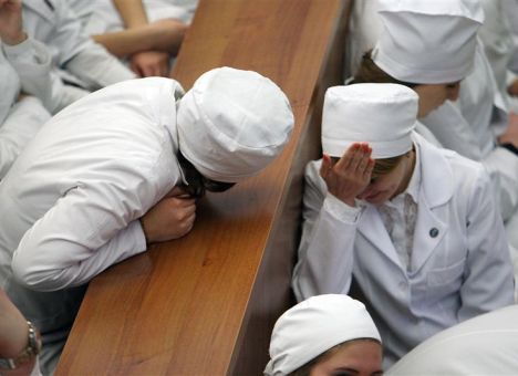 Опрос о запрете курения в университете, организованный в прошлом году на портале университета показывают, что 88% респондентов поддерживают эту инициативу.