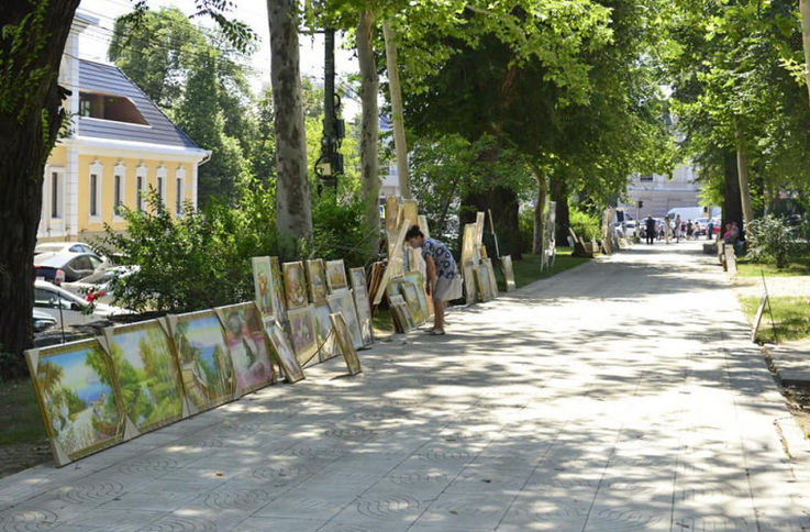 Ce spun foștii artiști comercianți, evacuați din scuarul Mihai Eminescu