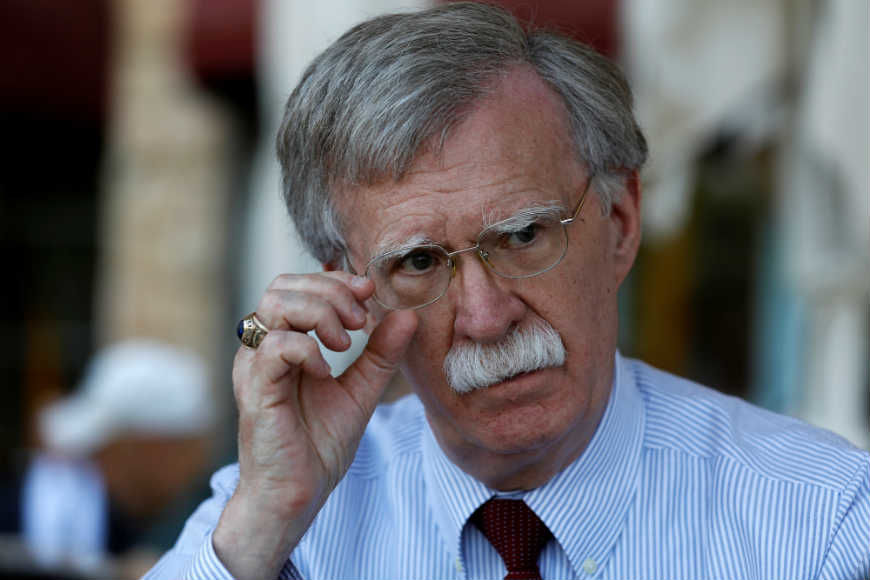 Болтон рассказал о планах США по размещению в Европе запрещенных ДРСМД ракет.