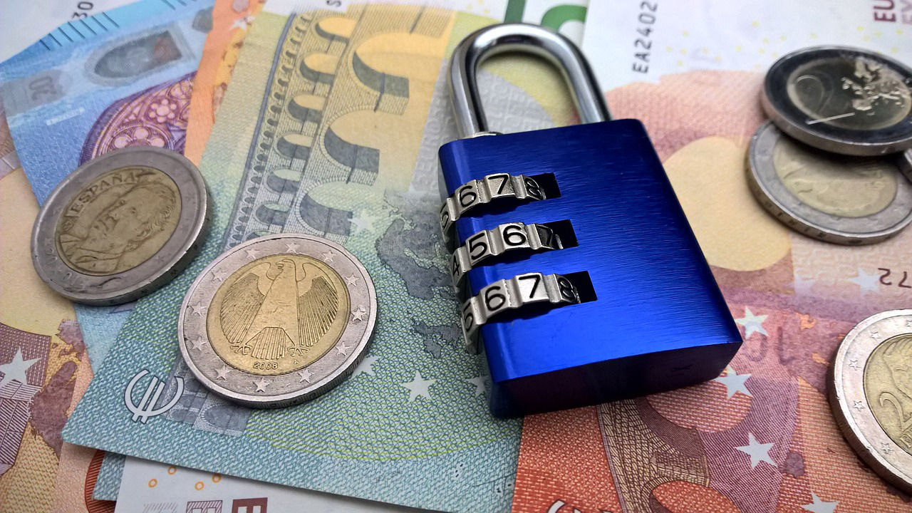 В ЕС заморожены активы российских олигархов почти на €13 миллиардов.