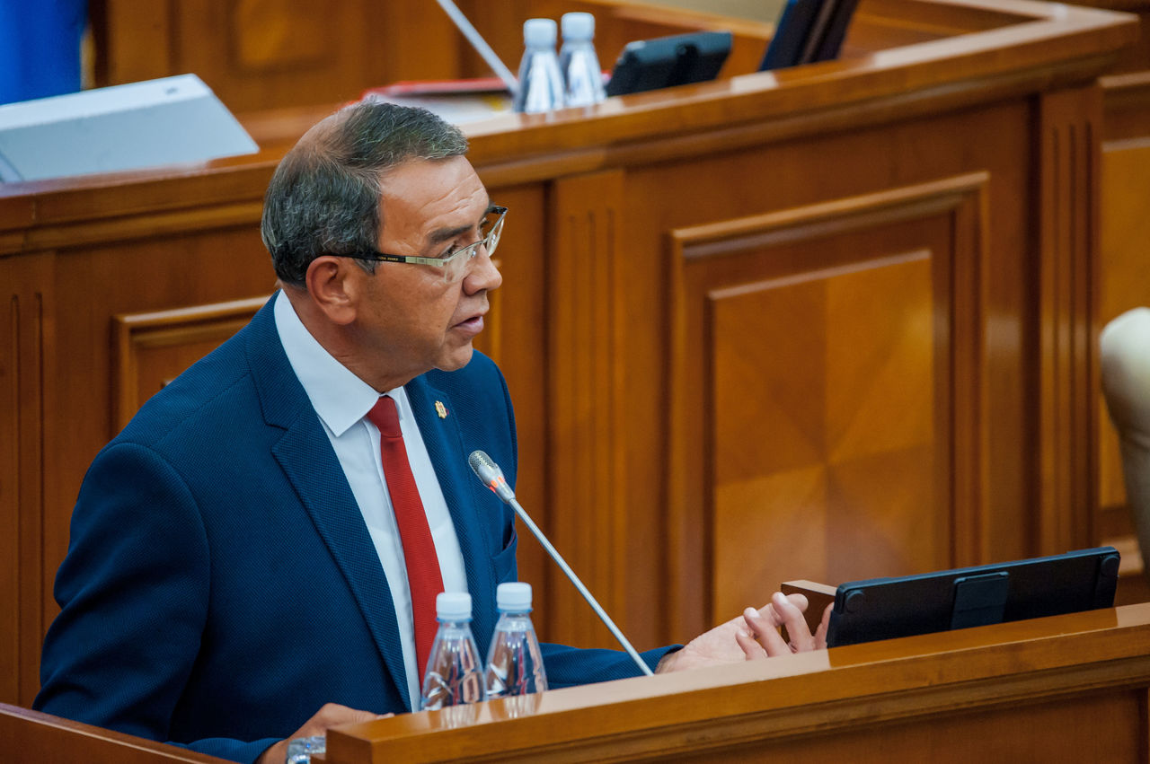Депутат от Партии социалистов Владимир Головатюк. Фото: Point.md.