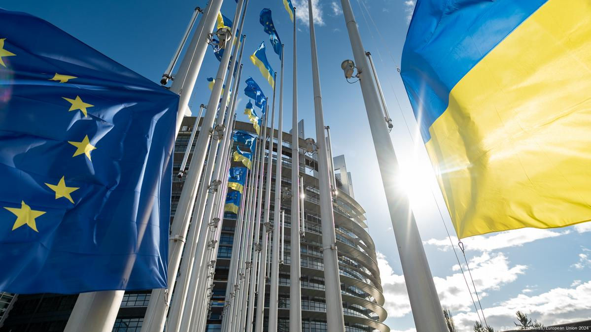 Еврокомиссия: санкционное давление на Россию продлится до установления мира в Украине.