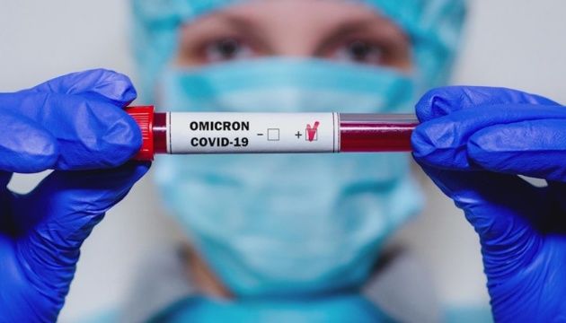 Ученые: Бустерная доза CoronaVac не гарантирует защиту от Омикрона.