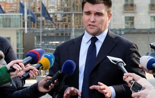 Министр иностранных дел Павел Климкин заявил, что Украина готовит новый пакет санкций против России.