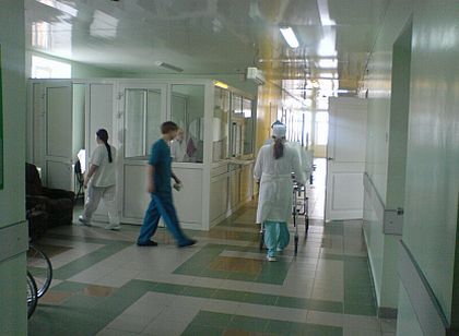 Врачи приняли решение о необходимости хирургического вмешательства.