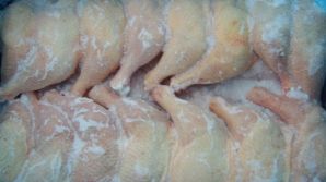 Alimente expirate și păstrate în condiții proaste, depistate în depozitele mai multor întreprinderi.