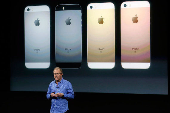 Новая модель iPhone недоступна в большинстве точек продаж США.