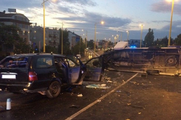 Accident la Budapesta cu implicarea unui microbuz cu moldoveni. 
