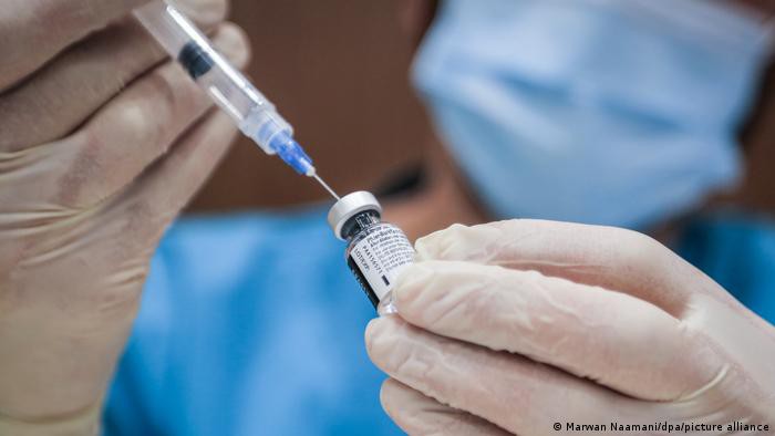 В Молдове снизилось число желающих вакцинироваться от COVID-19.