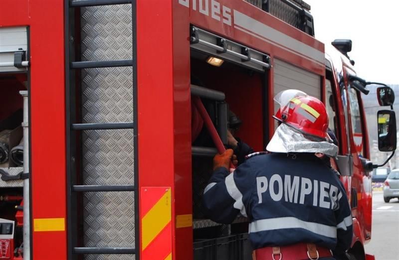 Panică într-un bloc din Bălţi. Contoarele electrice au luat foc. Foto simbol: radio3net.ro
