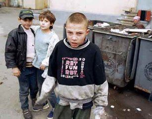 UNICEF признал бездомными около 50 млн детей.
