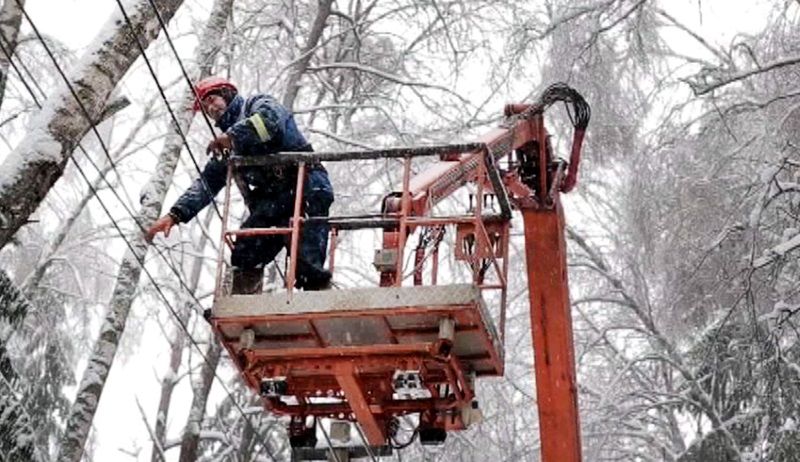 Для ликвидации последствий снегопада были задействованы 391 единица техники и 546 специалистов.