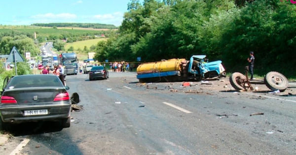 Свидетель смертельного ДТП в Хынчештах: Скорая ехала очень долго.