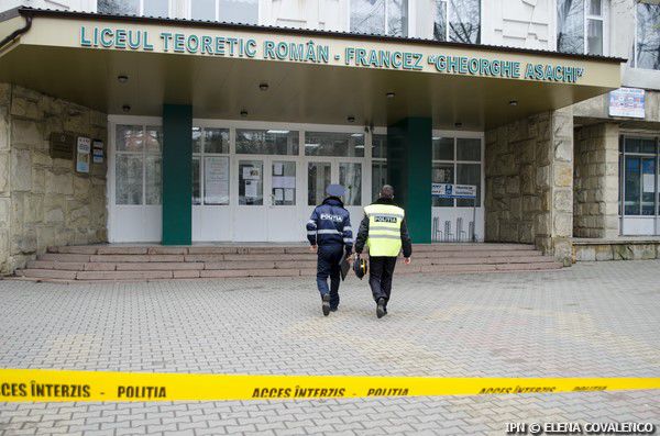 В Кишиневе учительница прилюдно оскорбляла пятиклассника.