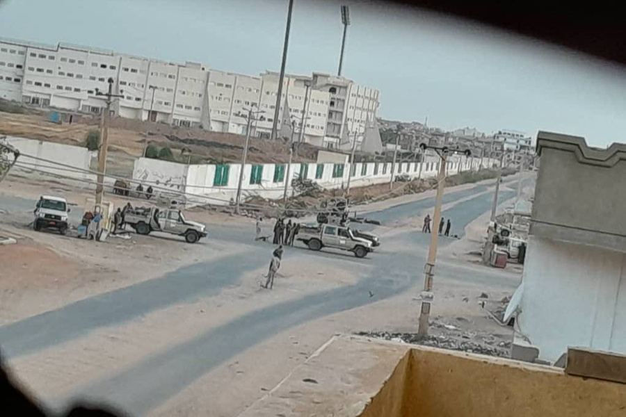 В Судане начались столкновения между армией и Силами быстрого реагирования.