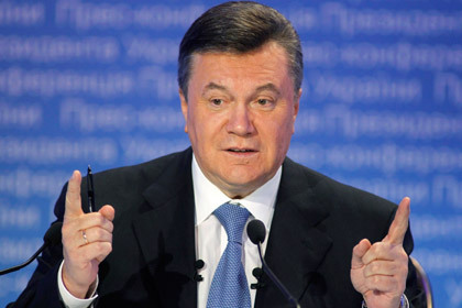 Бывший премьер-министр Украины Юлия Тимошенко считает, что Янукович хочет "убить" соглашение между Украиной и ЕС.