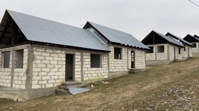 В Румынии выставили на аукцион 129 домов по стартовой цене 250 евро.