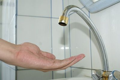 Жители нескольких улиц в городе Сынжера в четверг, 6 апреля, в промежутке между 09.30 и 17.00 останутся без воды.