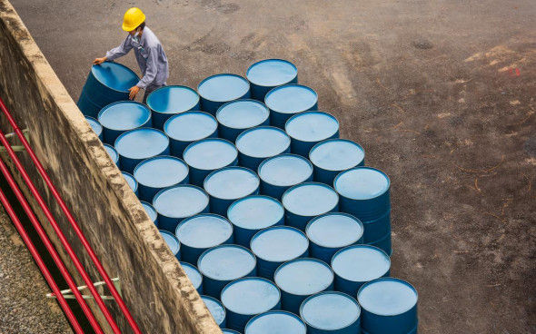 Фьючерсы на нефть WTI на Нью-Йоркской товарной бирже снизились на 1,8%, до $85,33 за баррель.