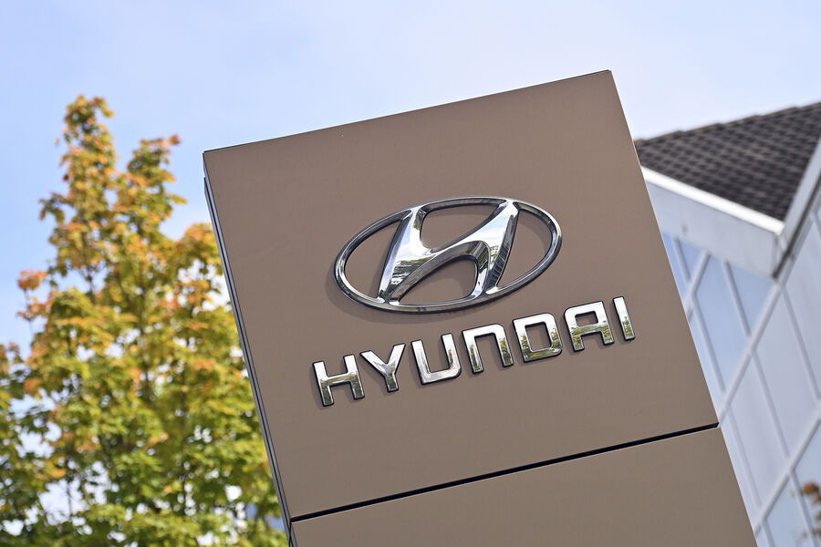 Hyundai a amânat construcția fabricii din SUA din cauza reținerii angajaților.