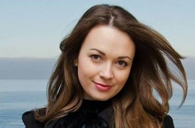 Супруга крымского министра курортов и туризма Александра Лиева Татьяна шубный вопрос разрешила просто-таки блестяще.