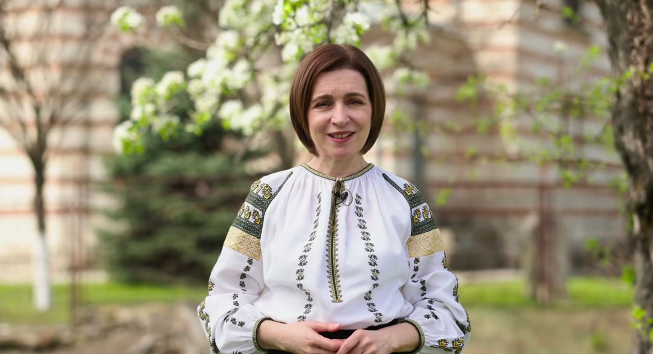 Sandu, mesaj de Paște: Să fim aproape unii de alții și să mergem pe calea binelui.