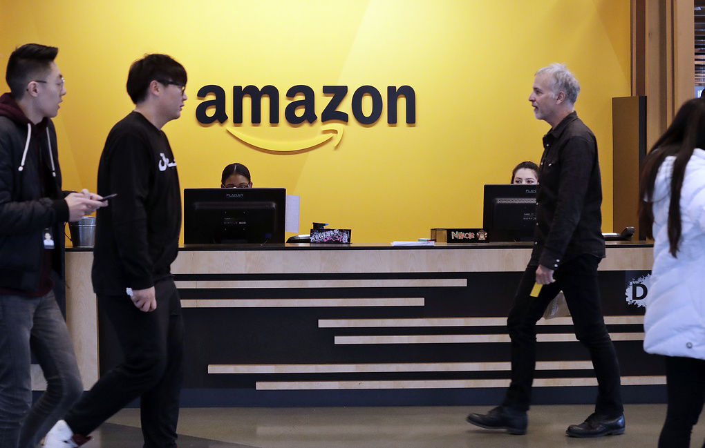 Amazon намерен нанять 55 тысяч сотрудников.
