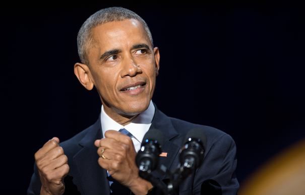 Barack Obama se pregăteşte să reapară pe scena politicii la câteva luni după părăsirea Biroului Oval.
