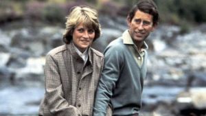Vestea dispariţiei premature a prinţesei Diana a făcut înconjurul lumii, iar Marea Britanie a fost îndurerată profund de moartea prinţesei.