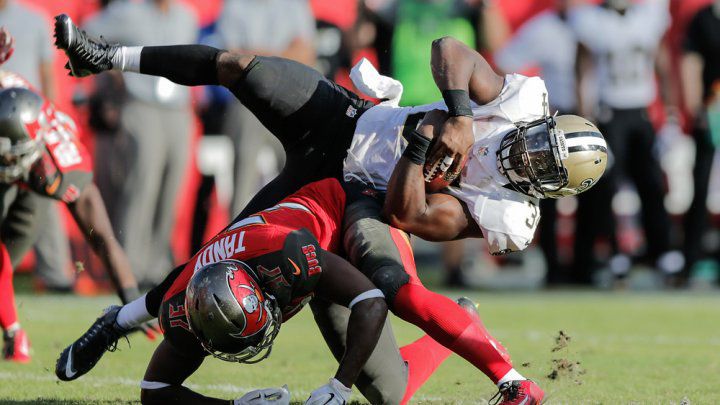 Bătaie ca în filmele de acţiune la un meci din NFL. Foto: publika.md