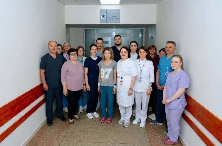 Пациентку, поступившую с весом всего 29 килограммов, спасли столичные врачи.