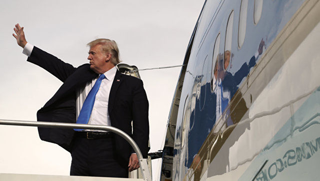 Boeing представил Трампу названный в честь него самолет. Фото: AP Photo