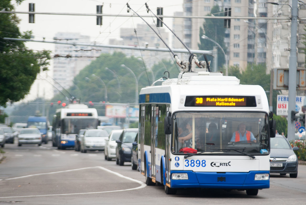 В субботу общественный транспорт будет ездить в обычном режиме.