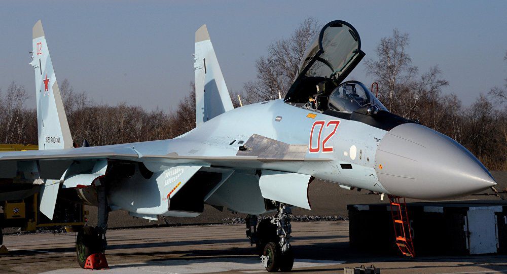Pe un site de specialitate din Moldova, un locuitor al Chişinăului anunţă că vinde un avion de luptă fără rachete. Foto: Sputnik/ Виталий Аньков