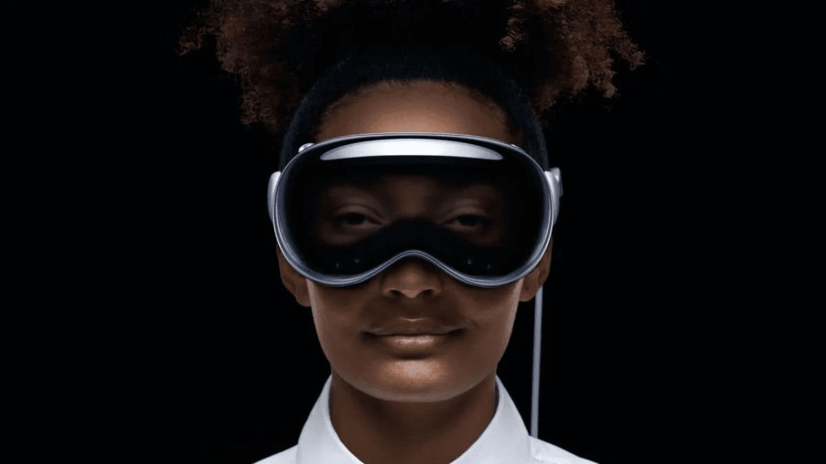 В Apple идет параллельная работа над созданием Vision Pro второго поколения.