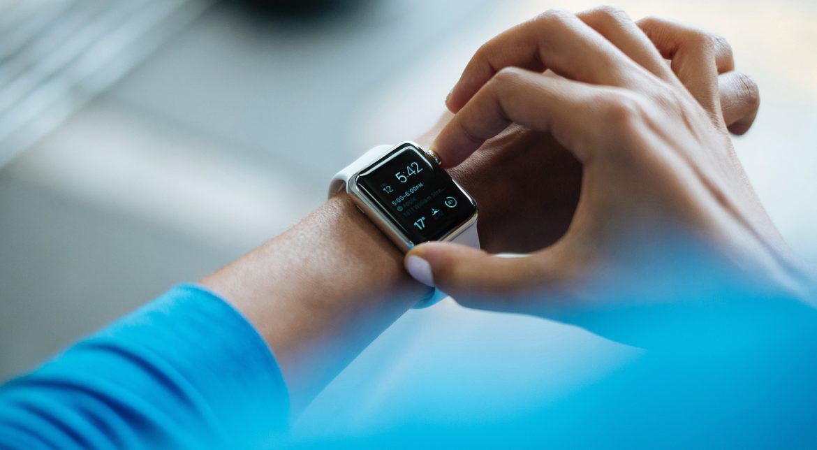 Cum deblochezi un Mac fără parolă, dar cu Apple Watch. Foto: playtech.ro