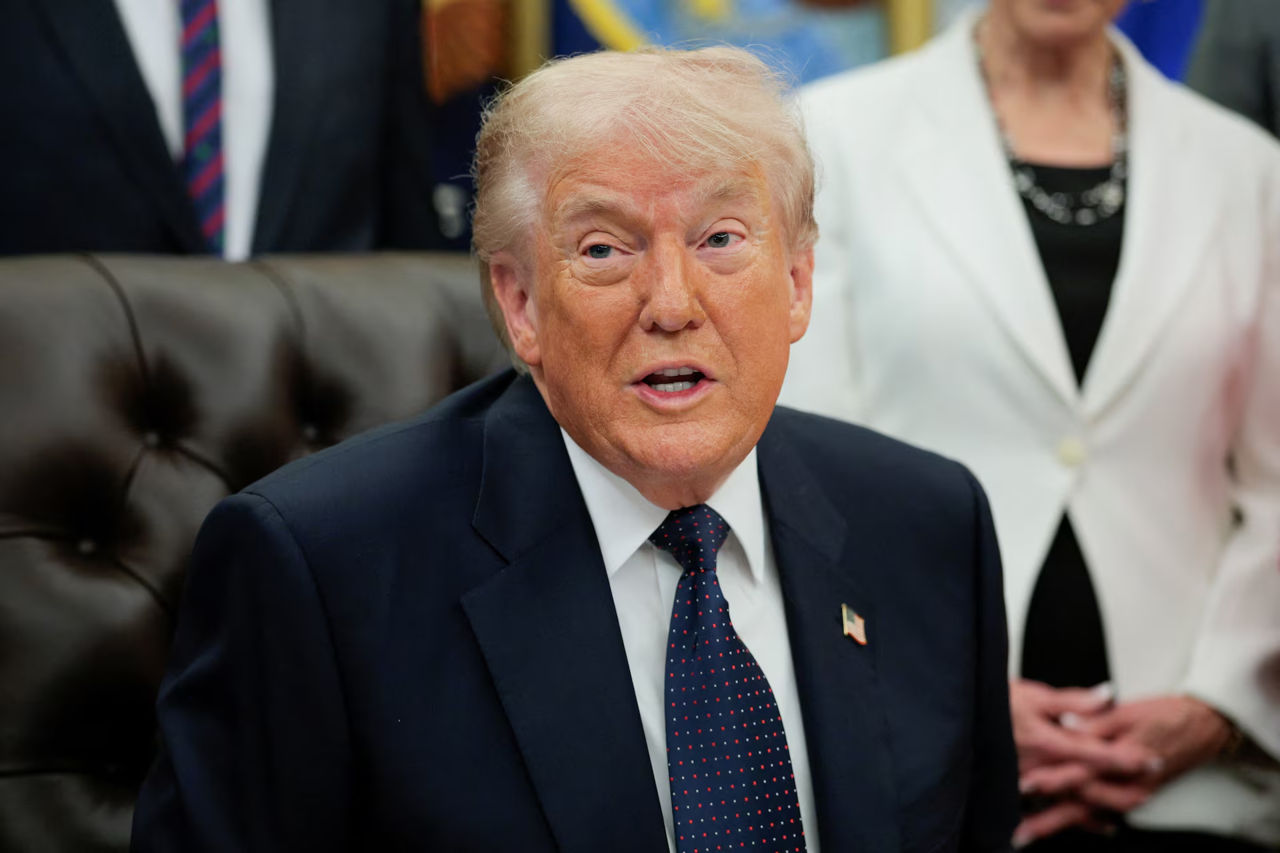 WSJ: Трамп требует разрешить ароматизированные вейпы в США.