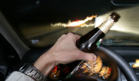 Şoferii care vor urca în stare de ebrietate la volan riscă să fie amendaţi cu sancţiuni mai dure. Foto: impactingorj.com
