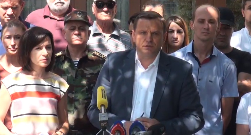 Оппозиция призывает "Молдова 1" широко и объективно отражать протест.