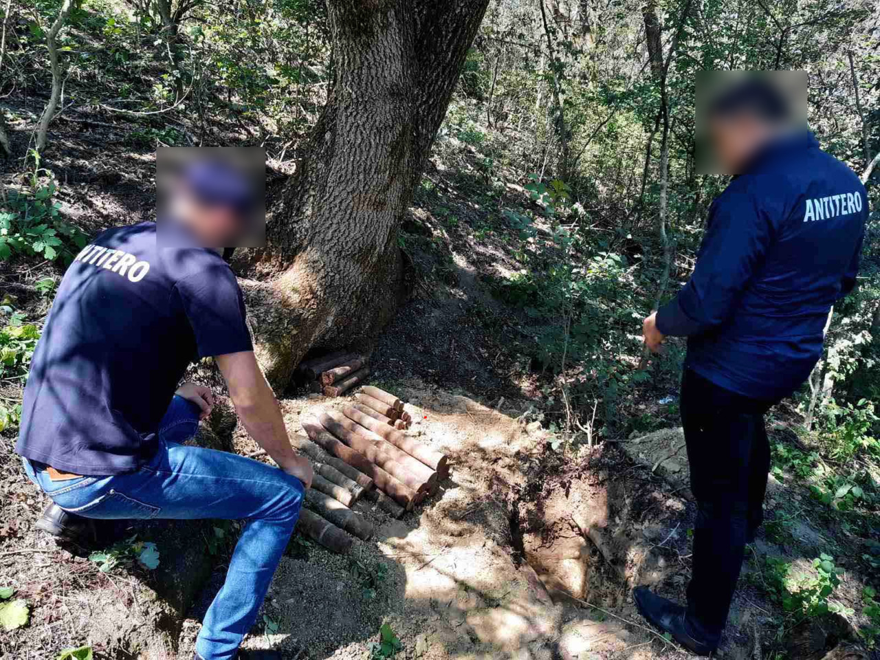 Более 30 снарядов обнаружены недалеко от города Вадул-луй-Водэ. Фото: sis.md.