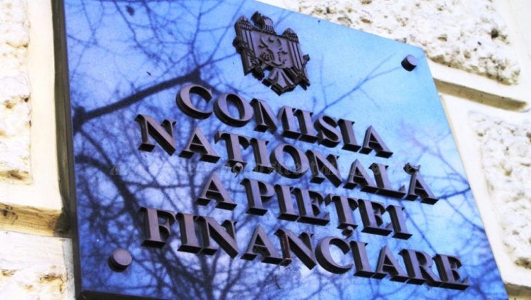 Asigurătorii sunt obligați să asigure accesul membrilor grupului de control la toate documentele.