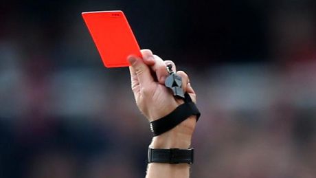 Un arbitru argentinian, Cesar Sanchez, a fost ucis după ce i-a arătat cartonaş roşu unui jucător.