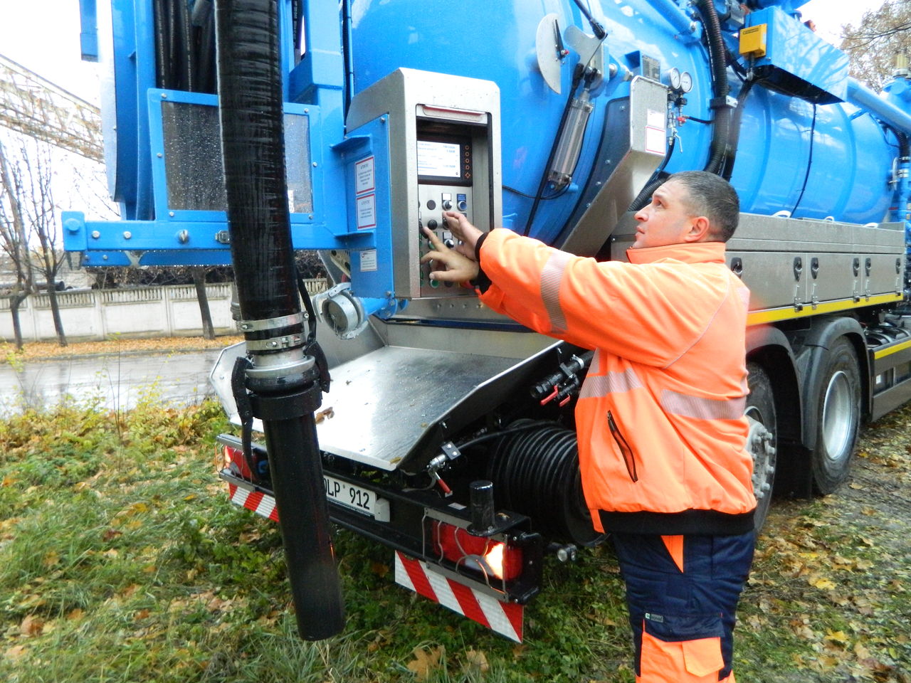 Specialişti: Cum să folosim corect sistemul de canalizare. Foto: acc.md
