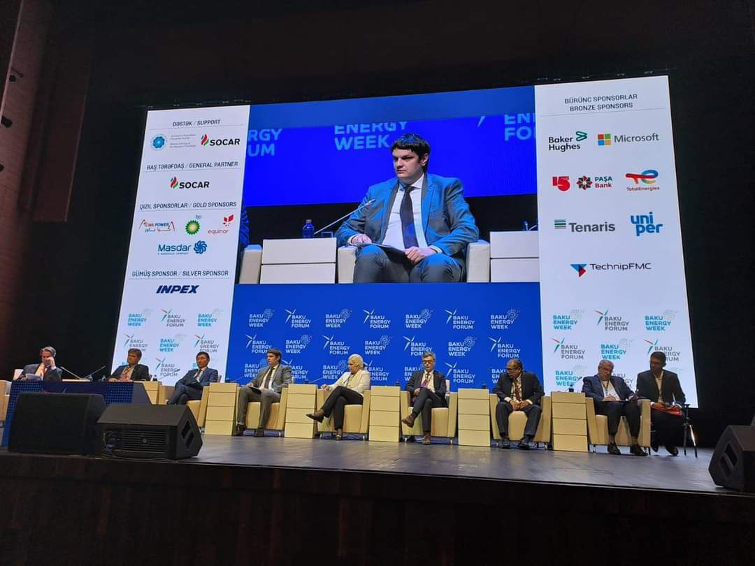 Министр инфраструктуры Андрей Спыну выступил на форуме Baku Energy Week.