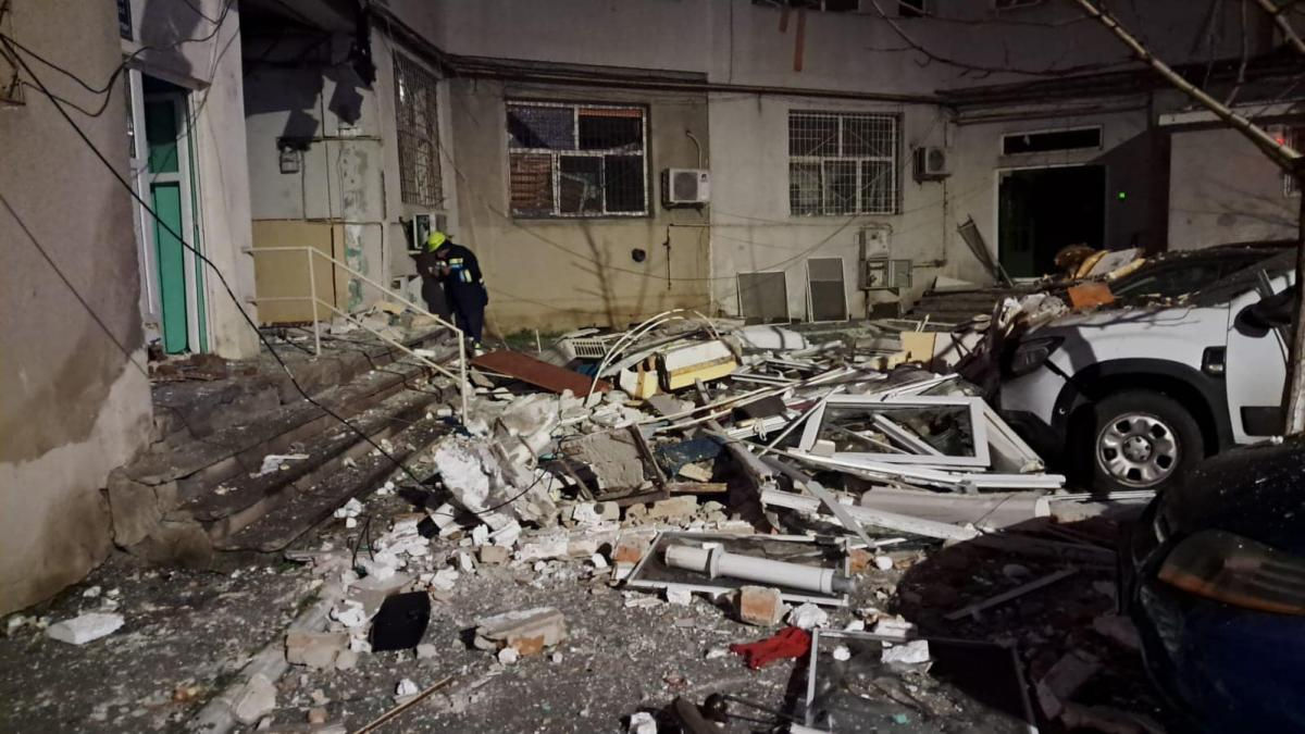 Взрыв в жилом доме в Брэила: разрушены 16 квартир и детский сад.