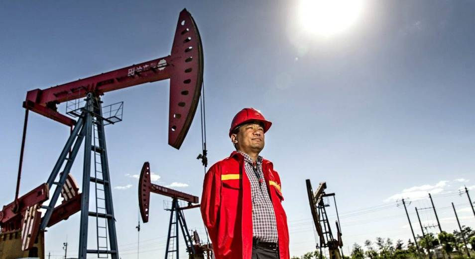 Китай спровоцировал стремительный рост цен на нефть.