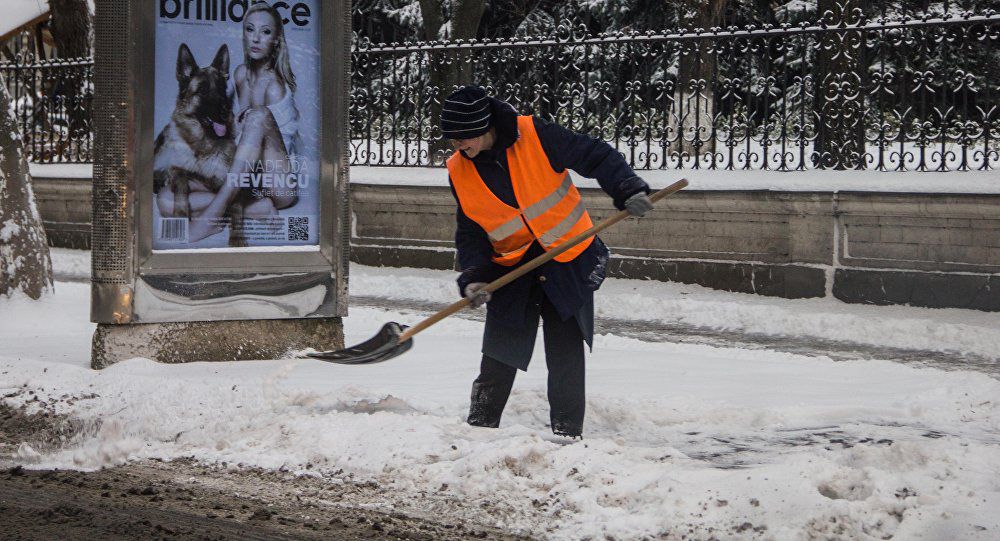 În Moldova vor fi instalate corturi pentru ca cetățenii să se poată încălzi. Foto: Sputnik/ Rodion Proca